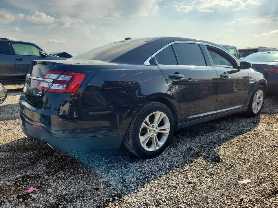 2013 FORD TAURUS SEL  