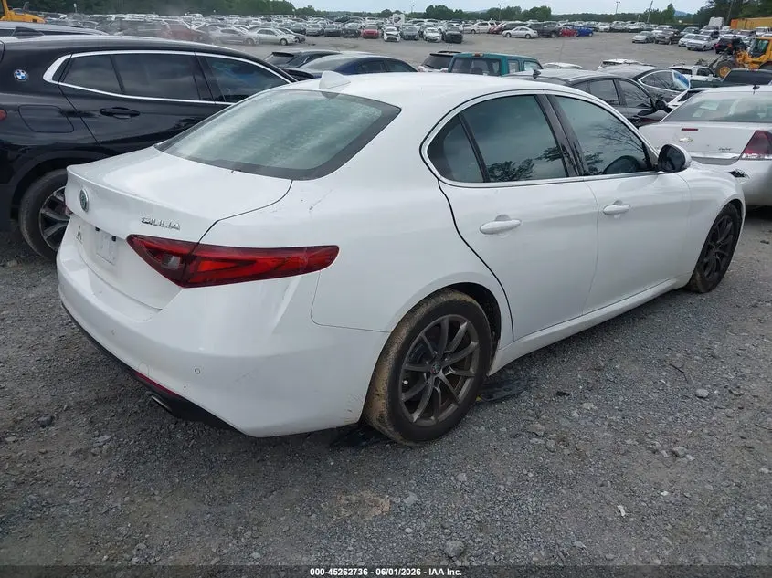 2019 ALFA ROMEO GIULIA RWD