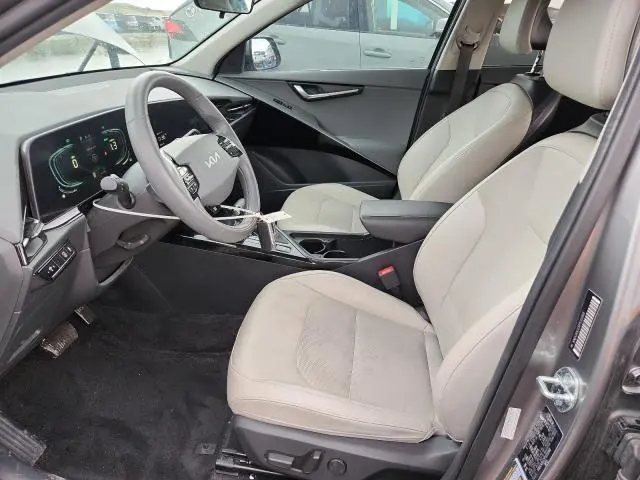 2023 KIA NIRO EX  