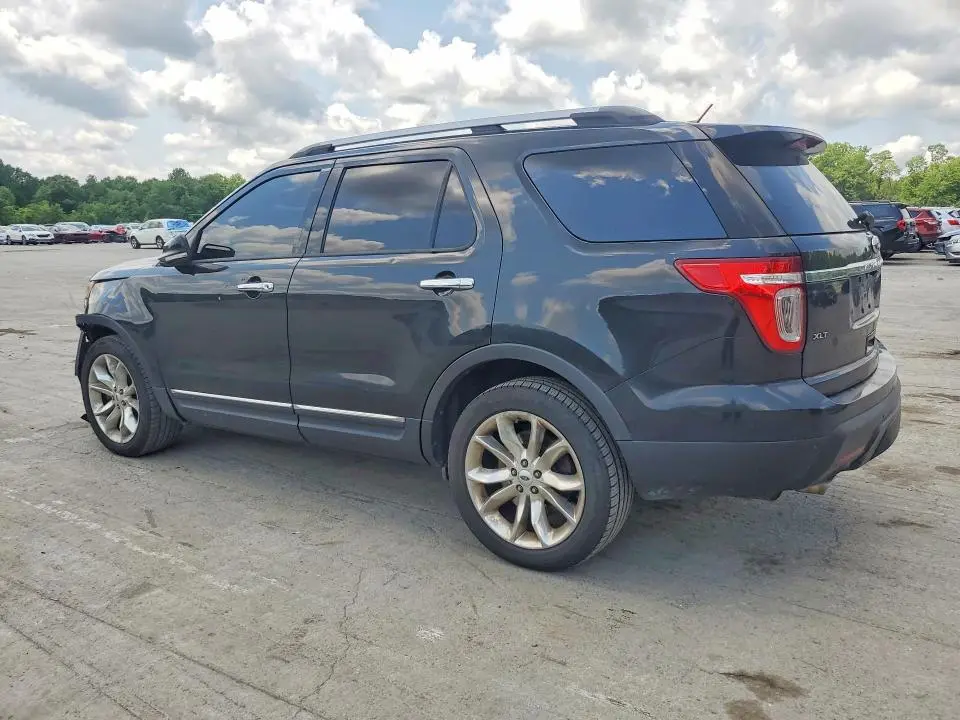 2013 FORD EXPLORER XLT  