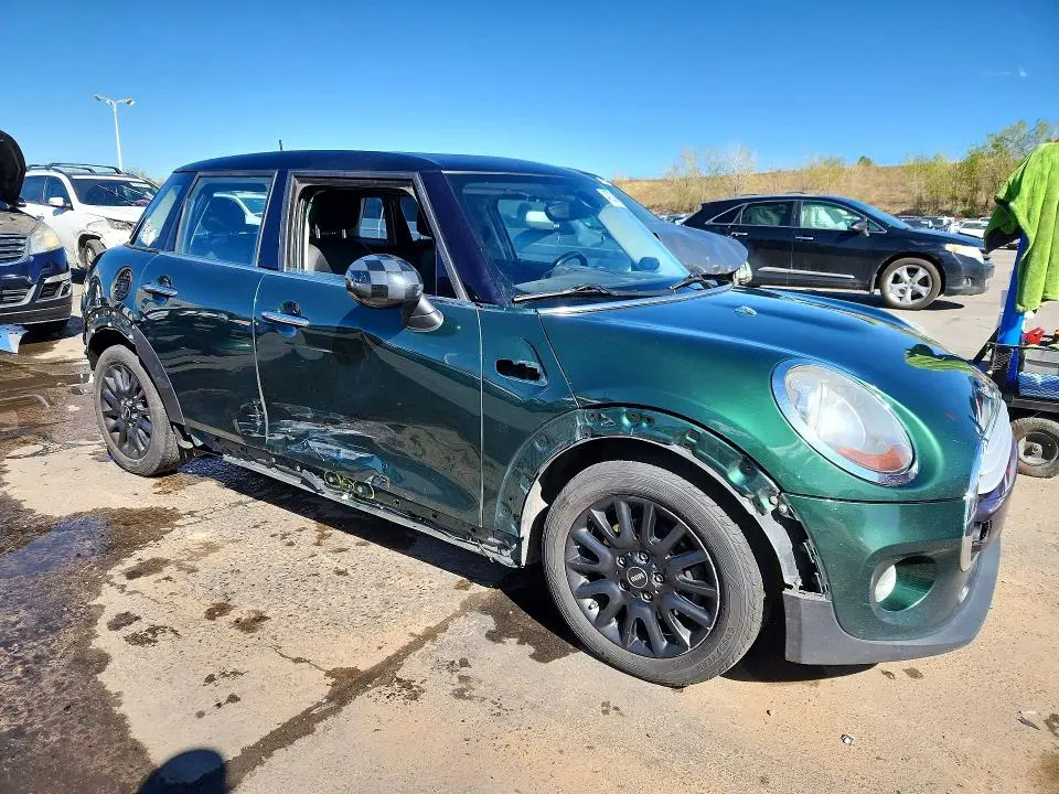 2015 MINI COOPER   