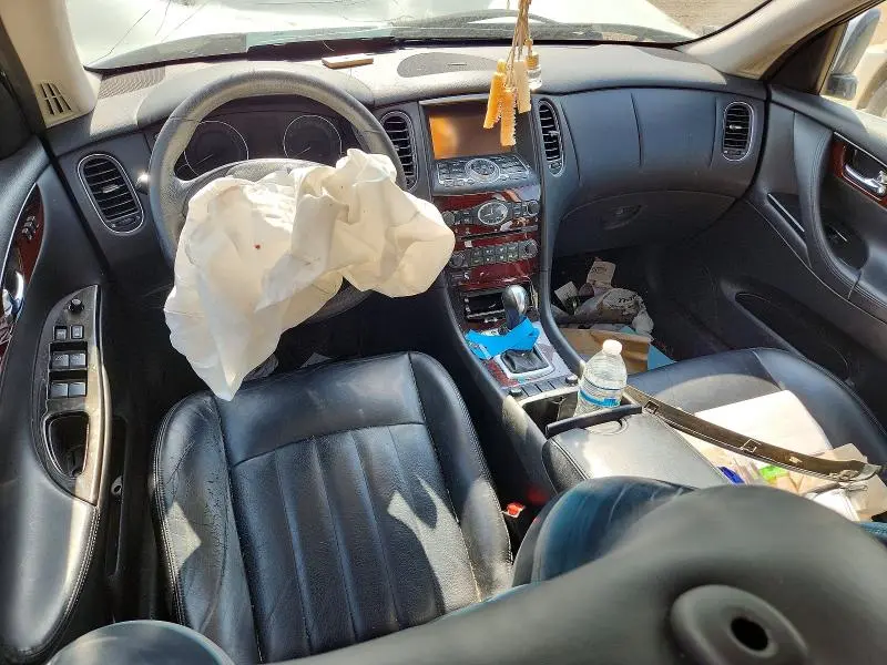 2017 INFINITI QX50 BASE  