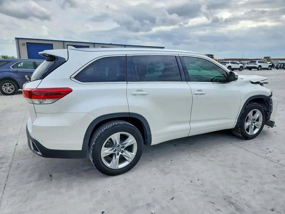 2018 TOYOTA HIGHLANDER LIMITED  