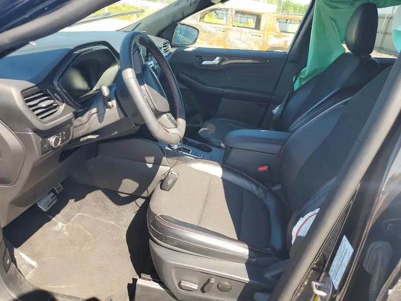 2024 FORD ESCAPE ST LINE  
