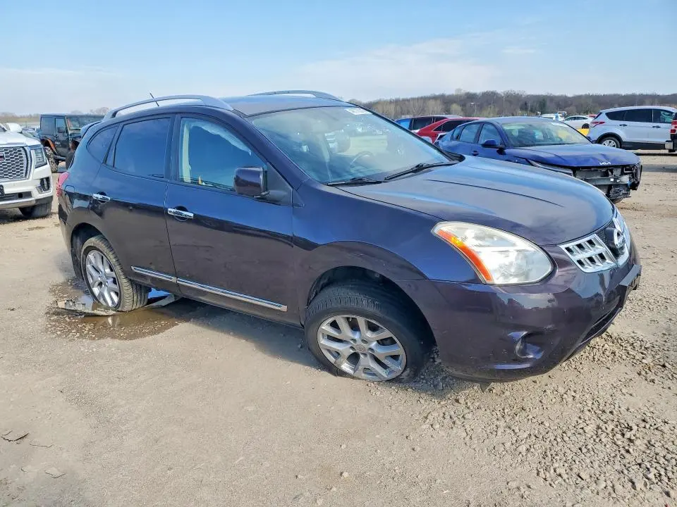 2012 NISSAN ROGUE S  