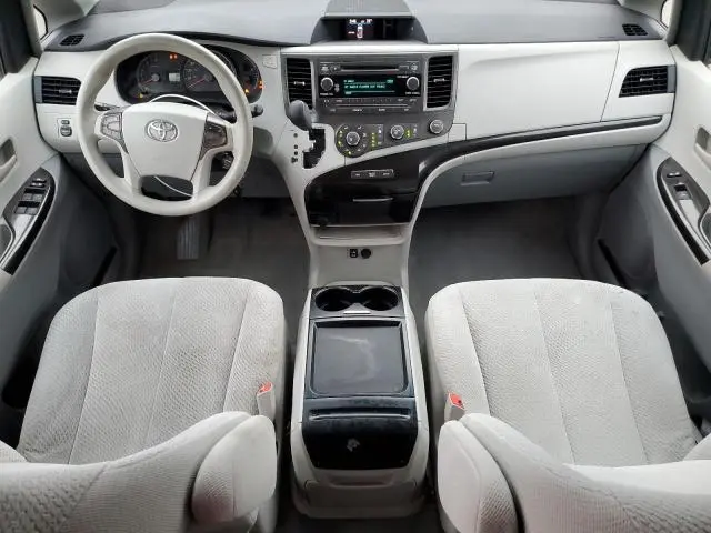 2011 TOYOTA SIENNA LE  