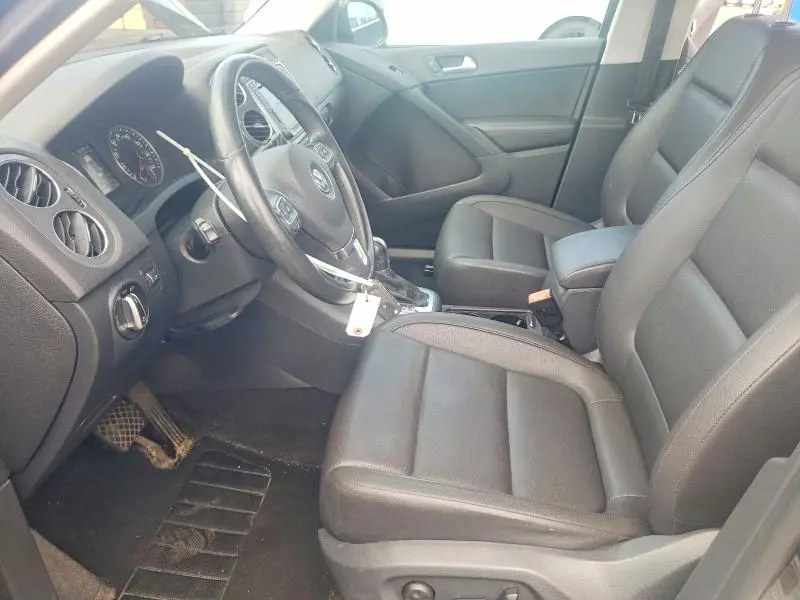 2016 VOLKSWAGEN TIGUAN S  