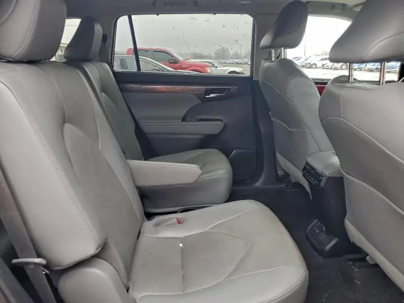 2023 TOYOTA HIGHLANDER L  