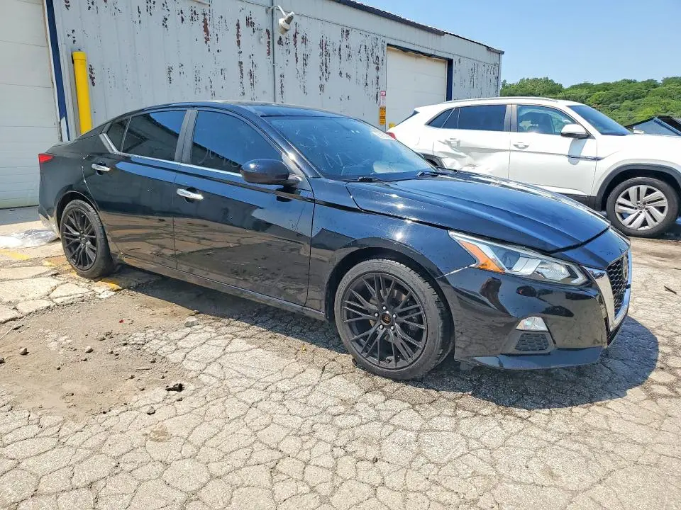 2020 NISSAN ALTIMA S  