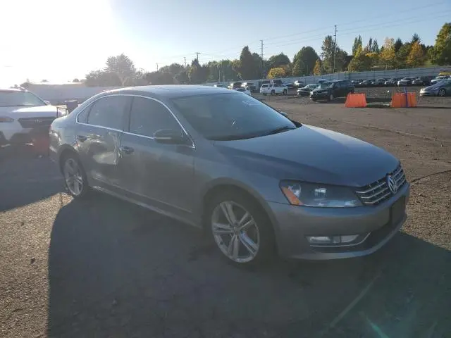2013 VOLKSWAGEN PASSAT SEL  