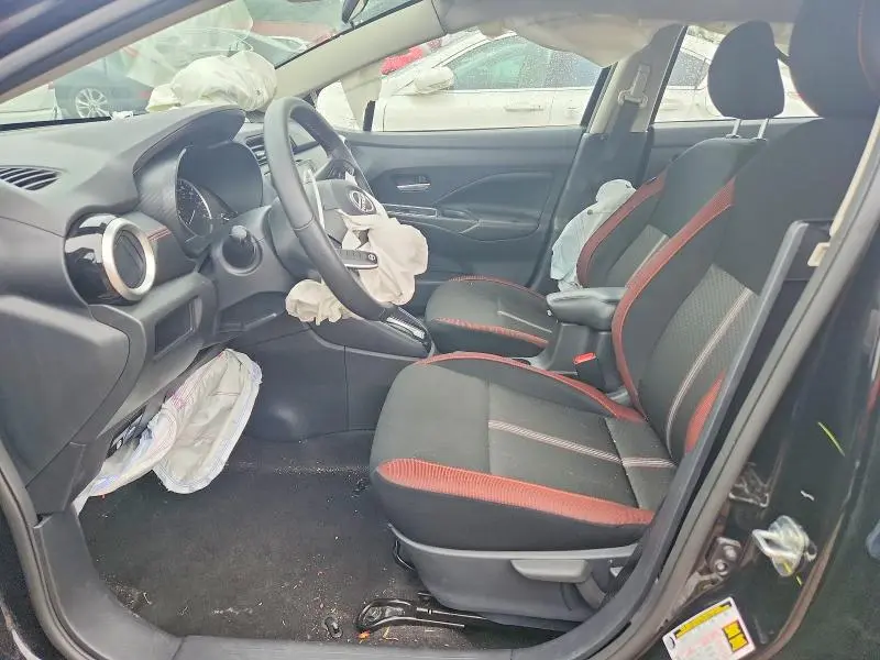 2025 NISSAN VERSA SR  