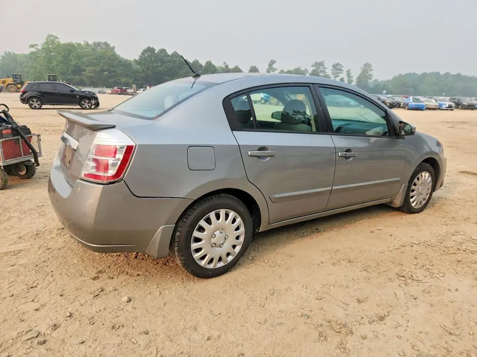 2011 NISSAN SENTRA 2.0  