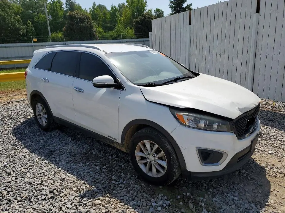 2017 KIA SORENTO LX V6  