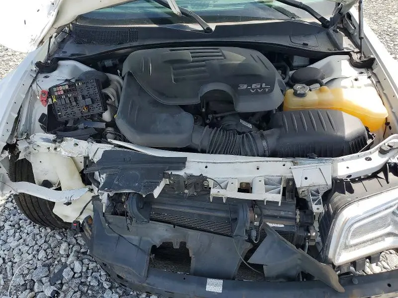 2019 CHRYSLER 300 LIMITED  