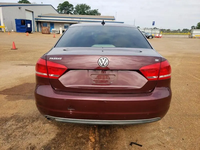 2014 VOLKSWAGEN PASSAT SE  