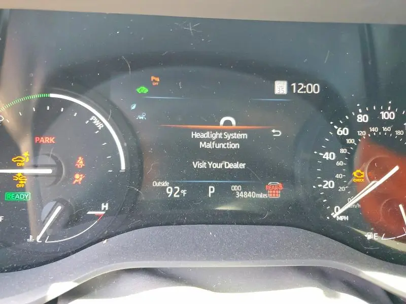 2026 TOYOTA SIENNA XLE 8-PASSENGER  