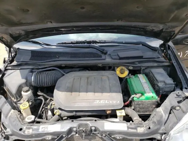 2017 DODGE GRAND CARAVAN SE  