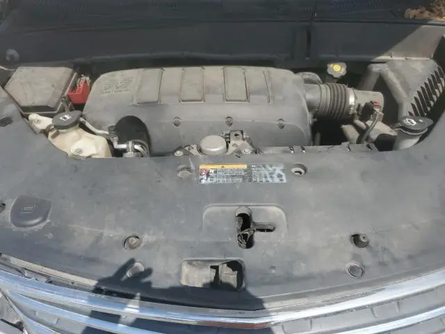 2013 CHEVROLET TRAVERSE LT  