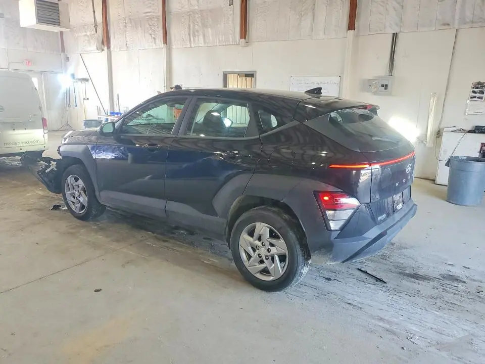 2025 HYUNDAI KONA SE  