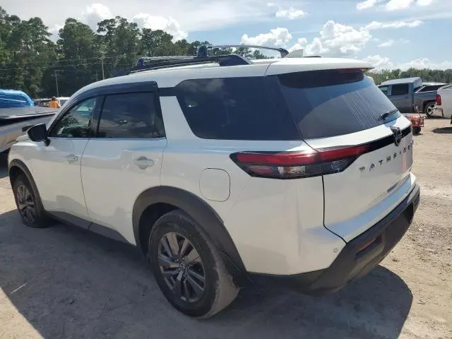 2023 NISSAN PATHFINDER SV  