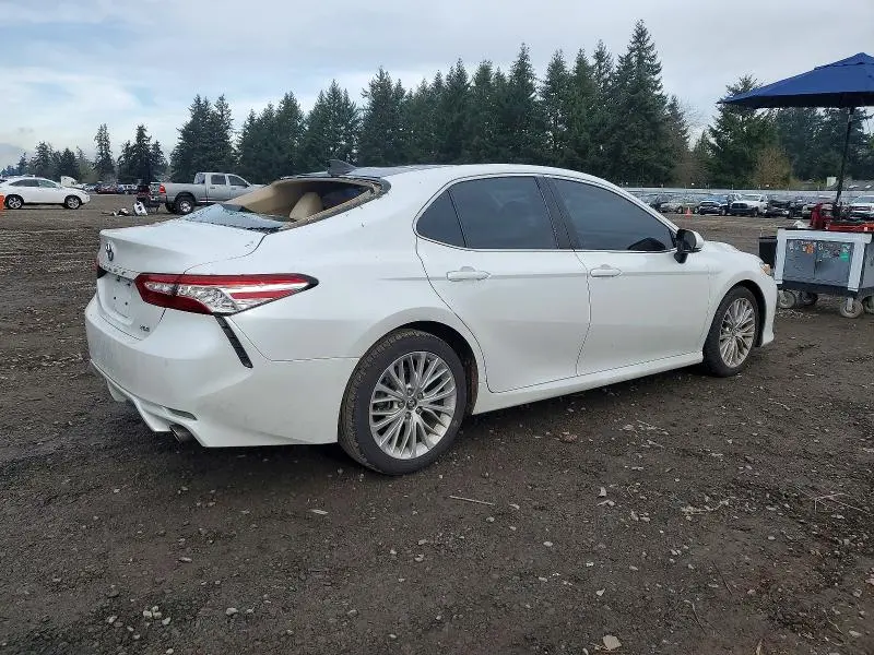 2019 TOYOTA CAMRY XSE  