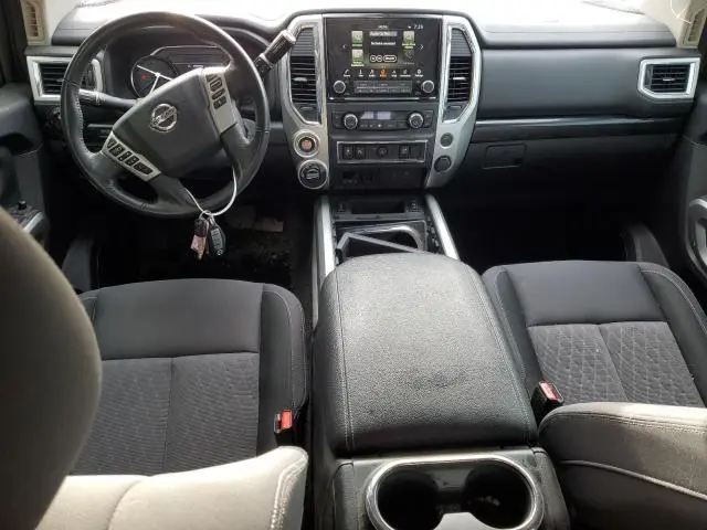 2021 NISSAN TITAN SV  