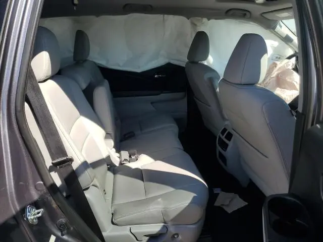 2016 HONDA PILOT EXLN  