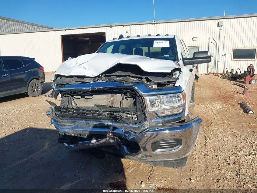 2022 RAM 2500 TRADESMAN  4X4 6'4 BOX