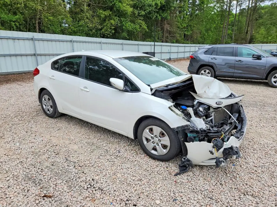 2016 KIA FORTE LX  