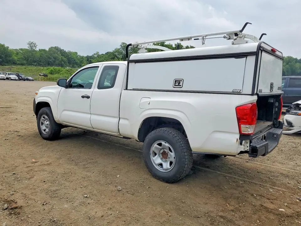 2016 TOYOTA TACOMA SR  