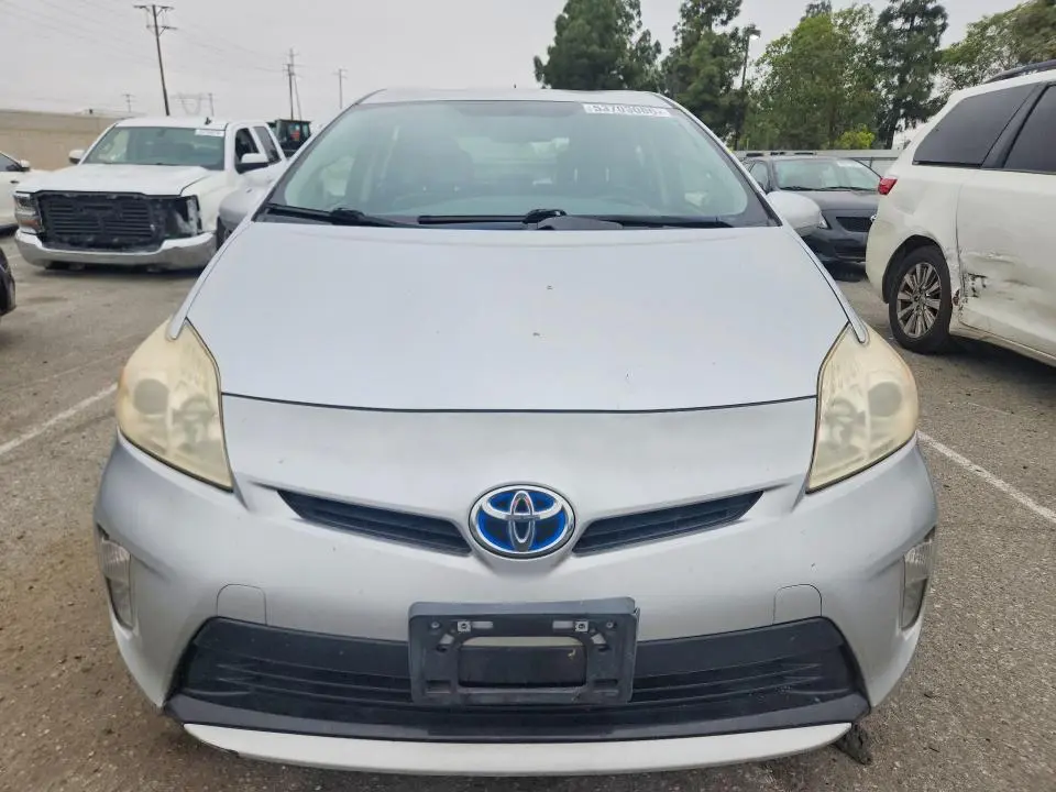 2013 TOYOTA PRIUS TWO  