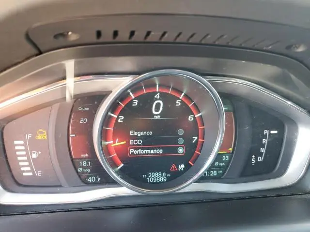 2015 VOLVO XC60 T6 R-DESIGN PLATINUM  