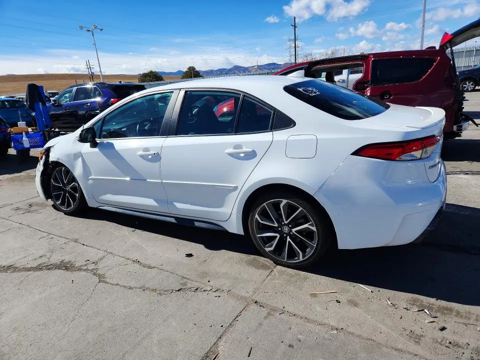 2020 TOYOTA COROLLA SE  