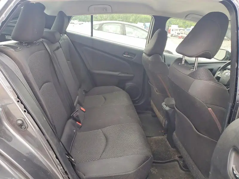 2019 TOYOTA PRIUS LE  