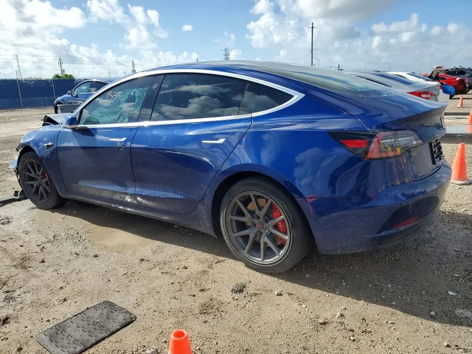 2020 TESLA MODEL 3   