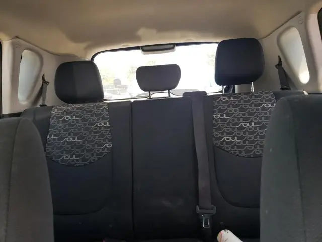 2011 KIA SOUL +  