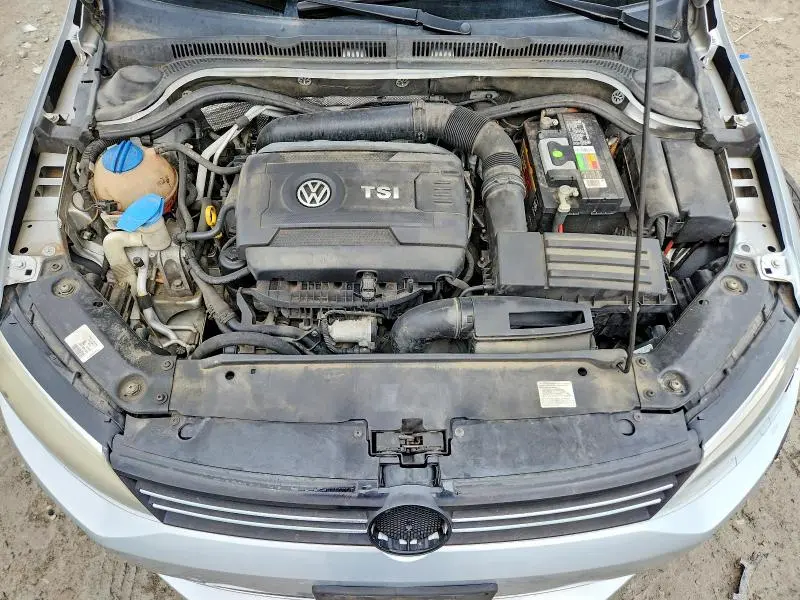2014 VOLKSWAGEN JETTA SE  