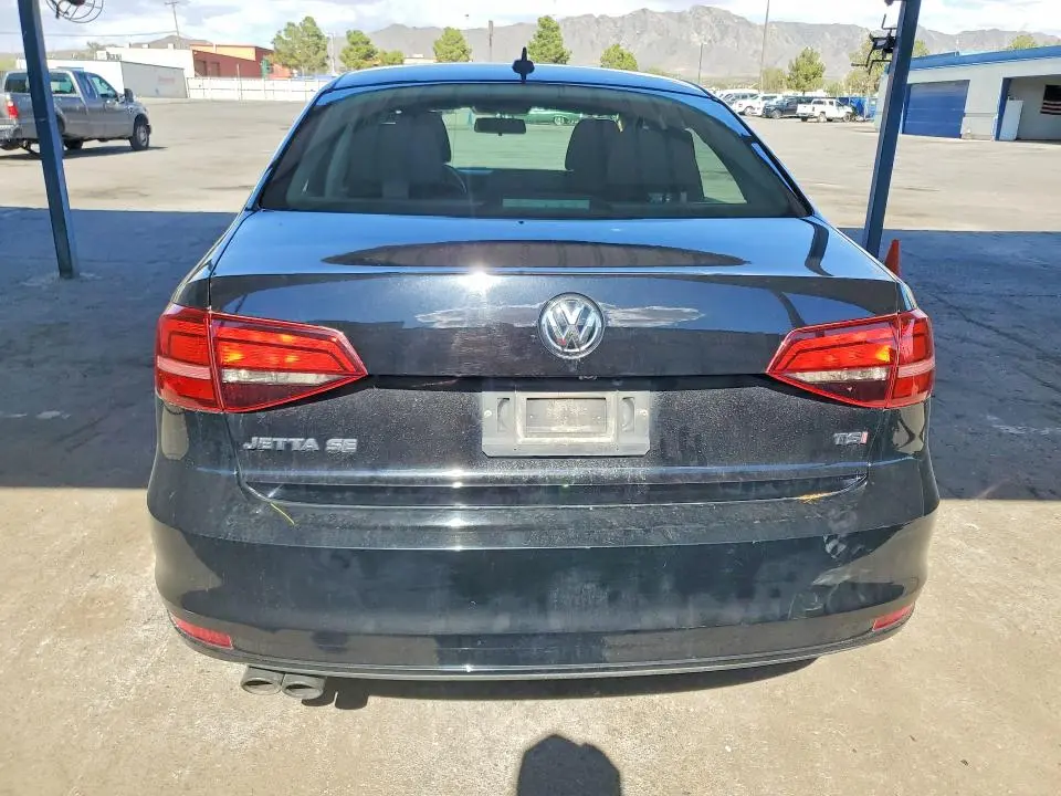 2016 VOLKSWAGEN JETTA SE  