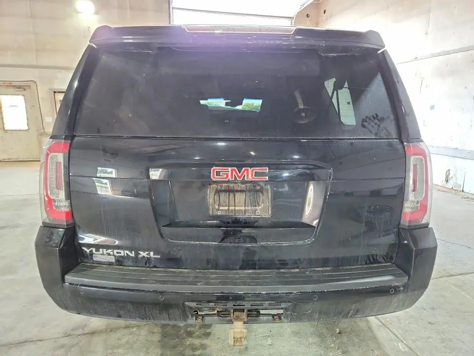 2019 GMC YUKON XL K1500 SLE  