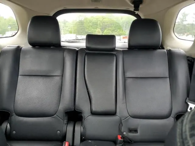 2016 MITSUBISHI OUTLANDER SE  