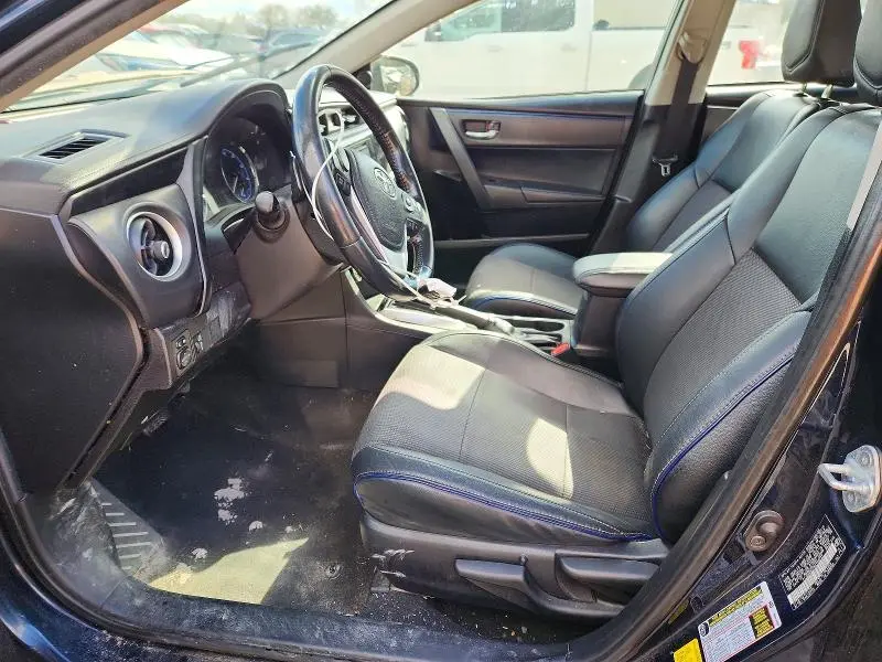 2019 TOYOTA COROLLA SE  