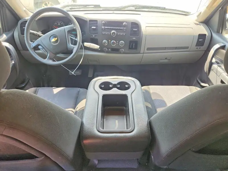 2011 CHEVROLET SILVERADO K1500 LS  