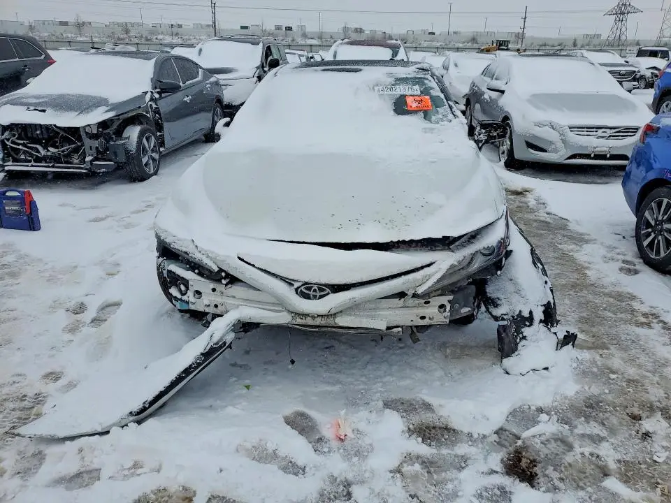 2021 TOYOTA CAMRY XSE V6  