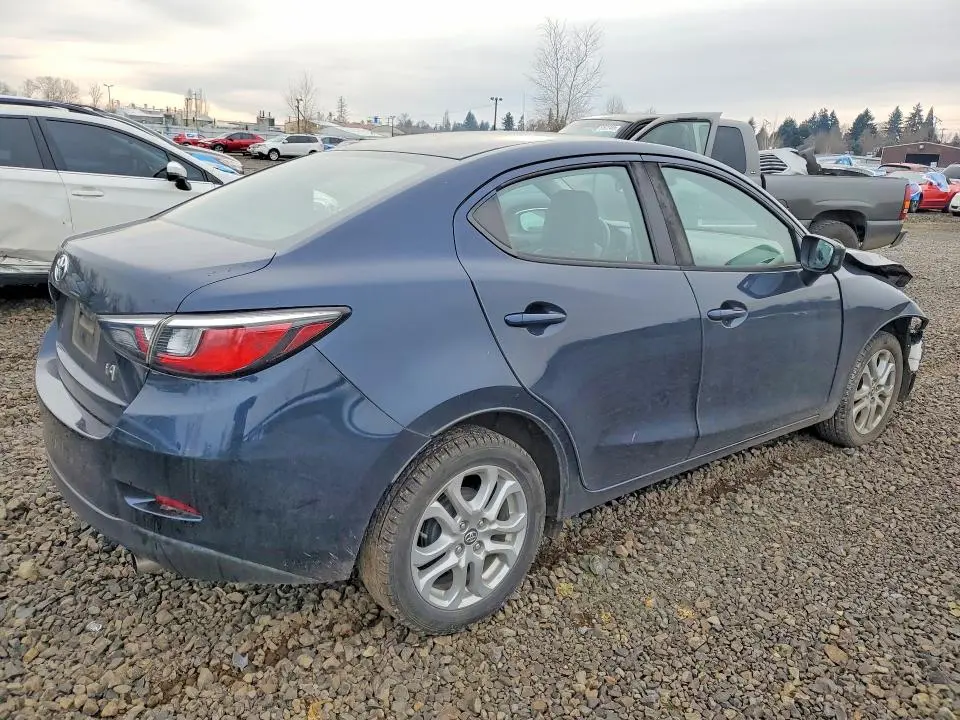 2017 TOYOTA YARIS IA   