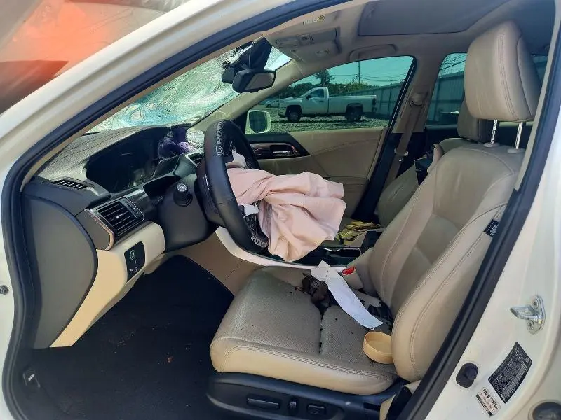 2017 HONDA ACCORD TOURING HYBRID  