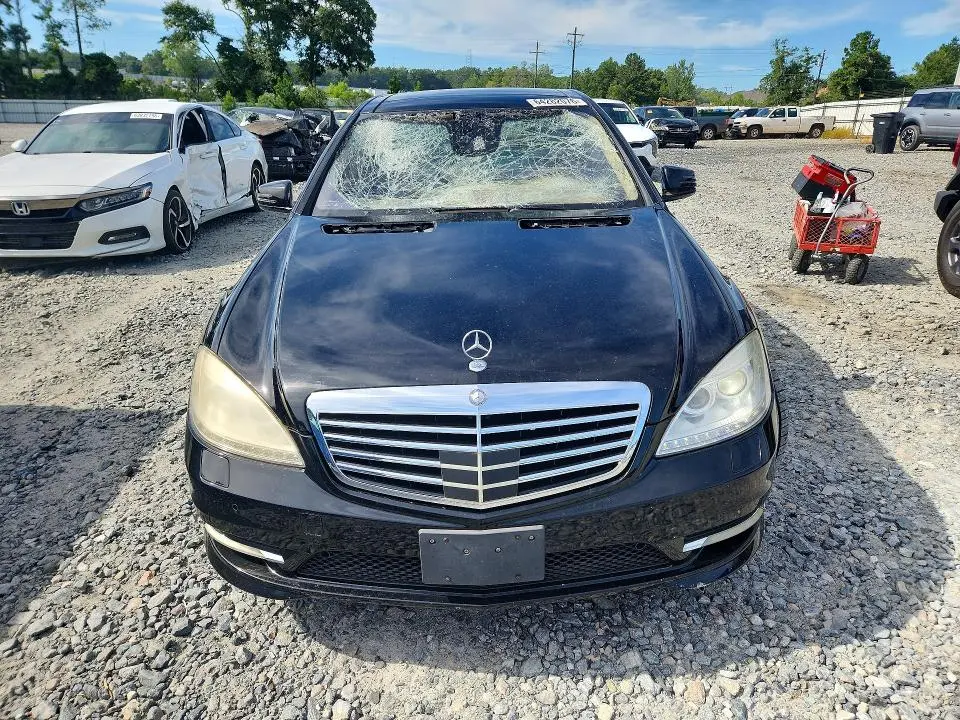 2013 MERCEDES-BENZ S 550  