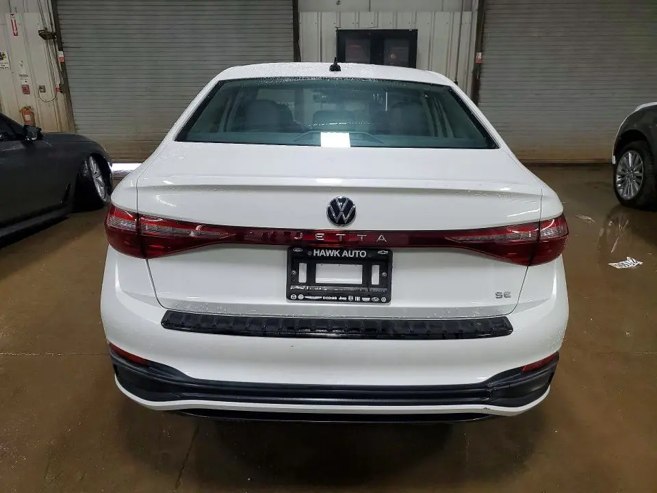 2025 VOLKSWAGEN JETTA SE  