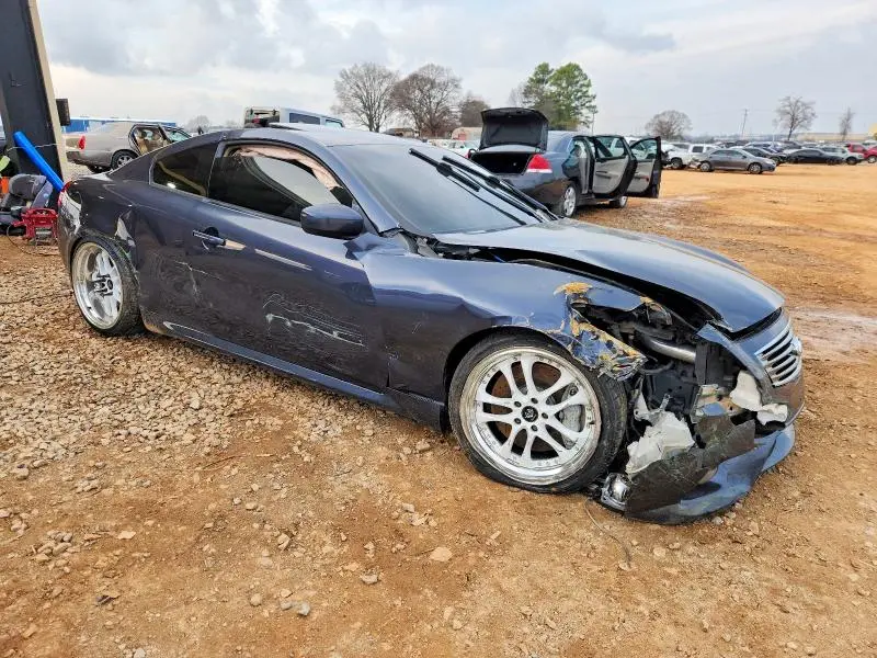 2013 INFINITI G37 JOURNEY  