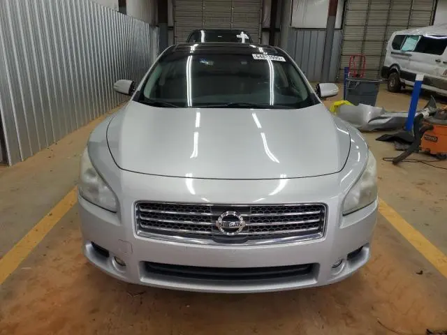 2010 NISSAN MAXIMA S  