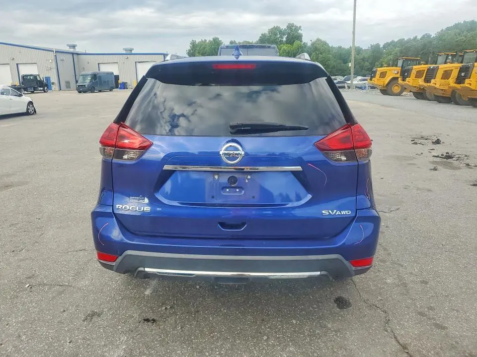 2018 NISSAN ROGUE SV  